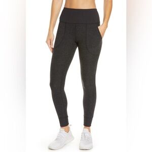 Zella Restore Soft Pocket Leggings in charcoal gray